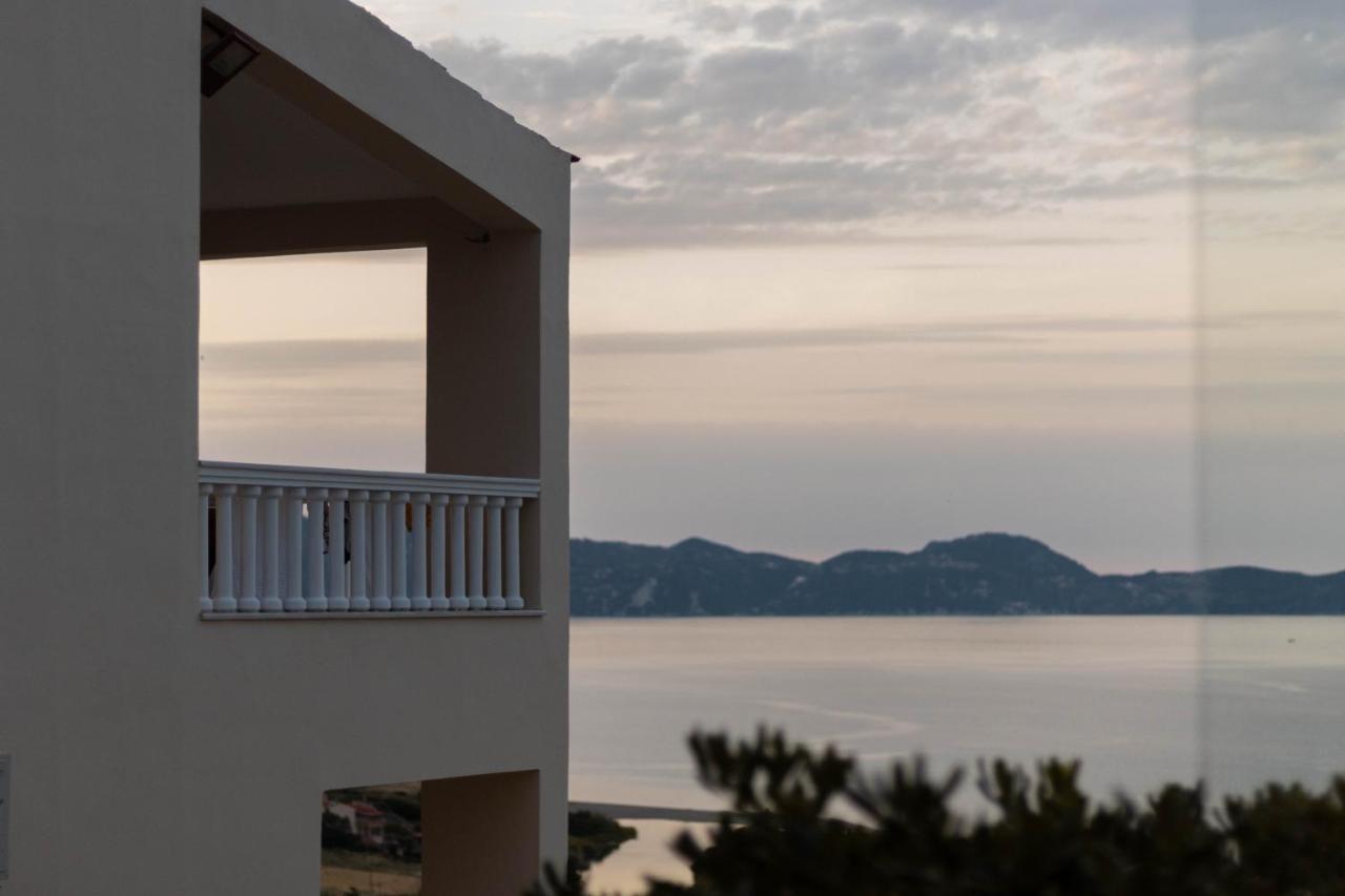 Villa Pasifai Mourteri Bagian luar foto