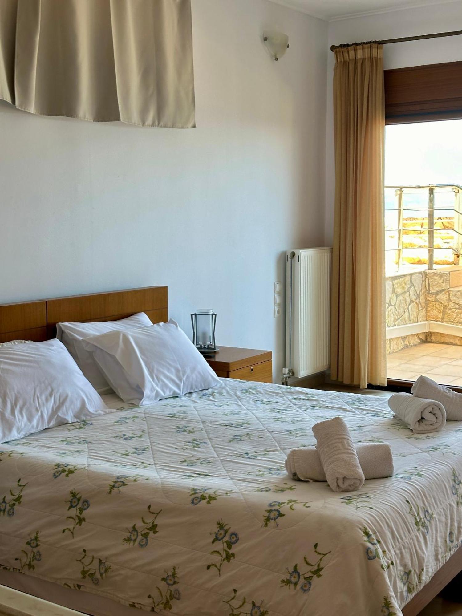 Villa Pasifai Mourteri Bagian luar foto